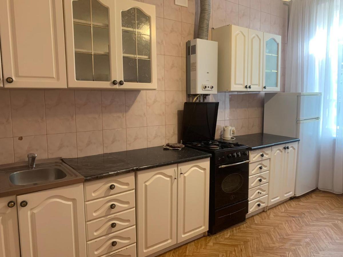 Цум Пассаж Яворницького 55 Apartman Dnyipropetrovszk Kültér fotó