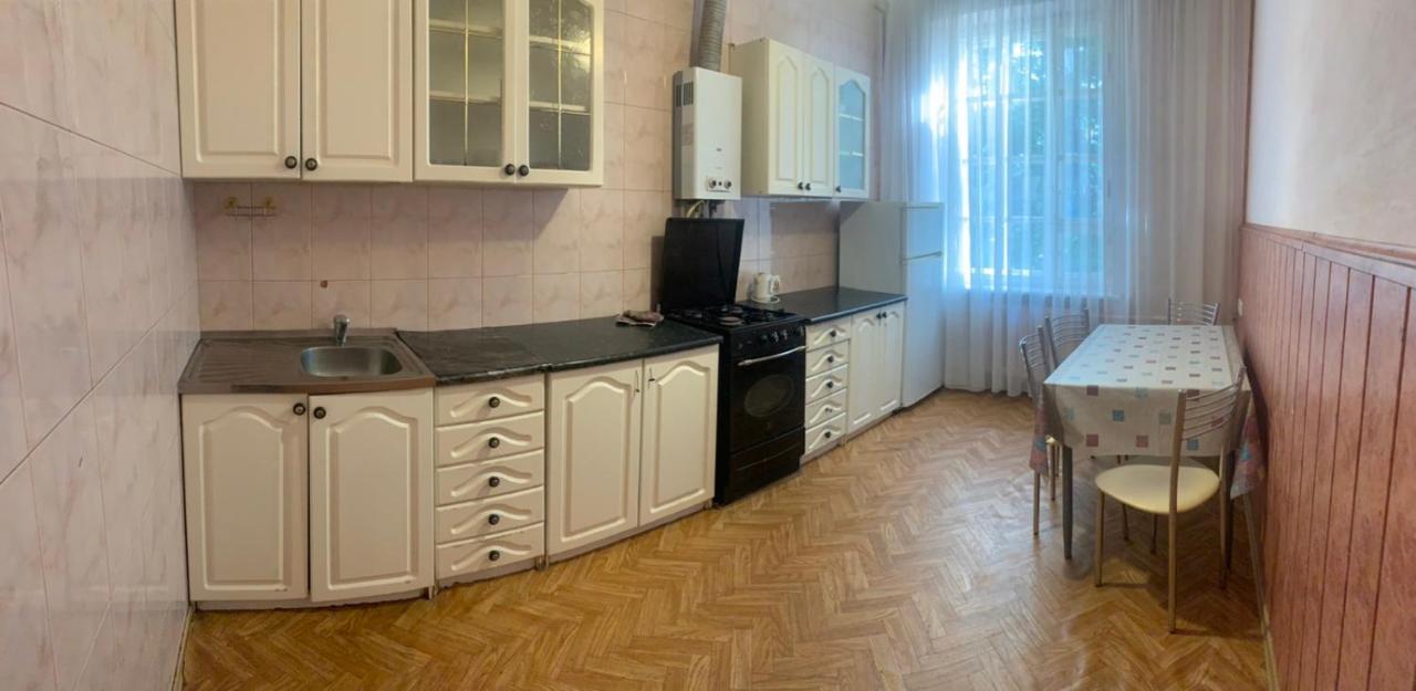 Цум Пассаж Яворницького 55 Apartman Dnyipropetrovszk Kültér fotó