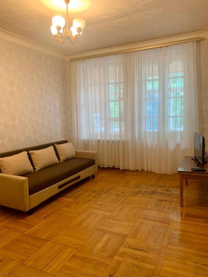 Цум Пассаж Яворницького 55 Apartman Dnyipropetrovszk Kültér fotó